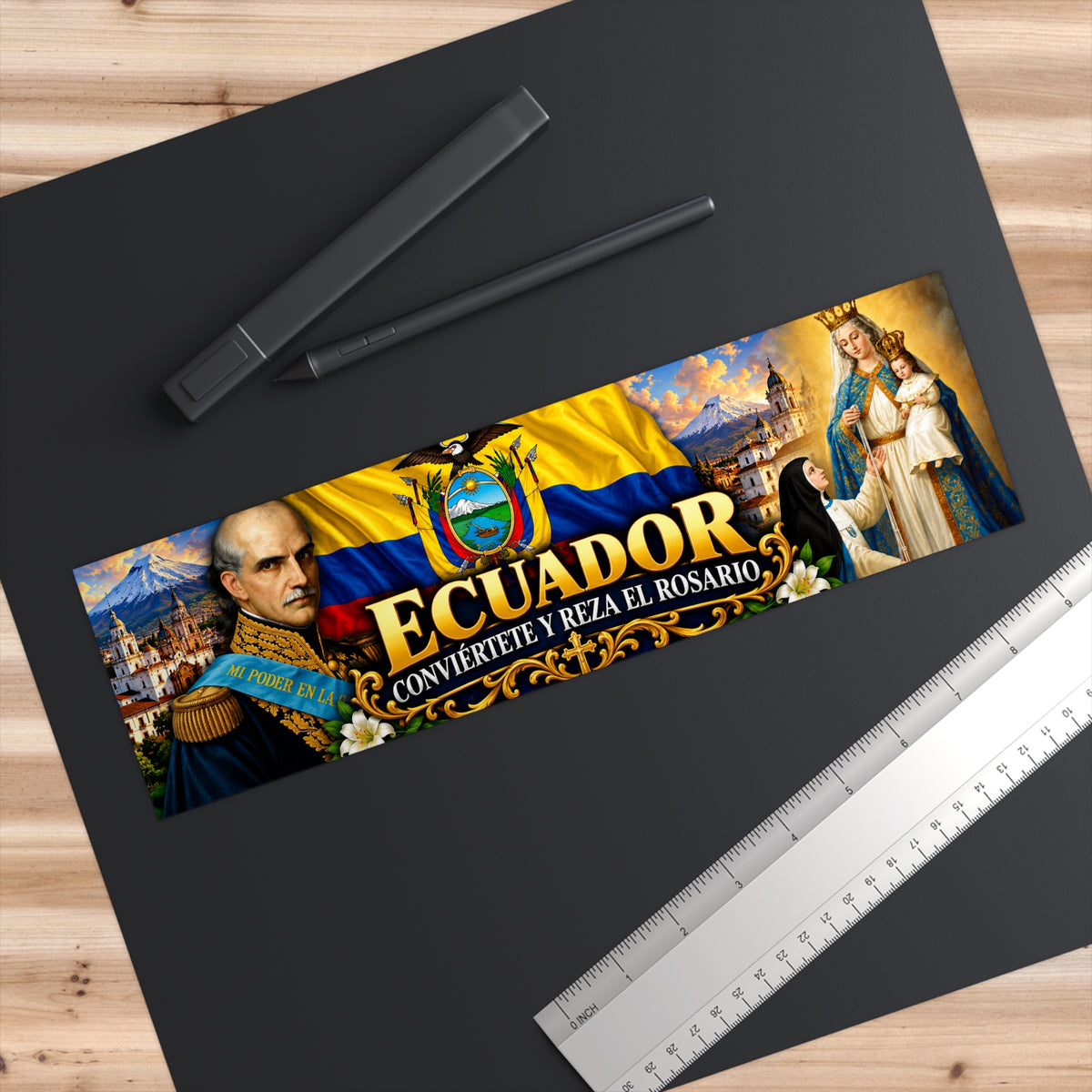 Ecuador Flag Bumper Sticker — "Conviértete y Reza el Rosario" Religious Car Decal